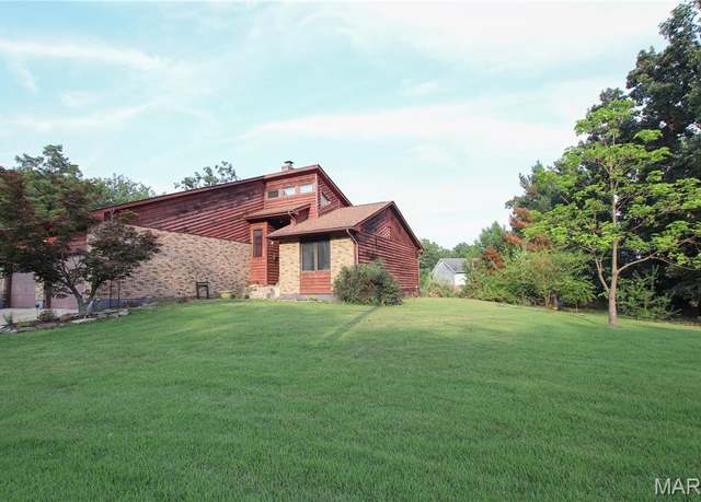 Property at 904 Lynwood Ln, Sullivan, MO 63080, 3 beds, 3 baths