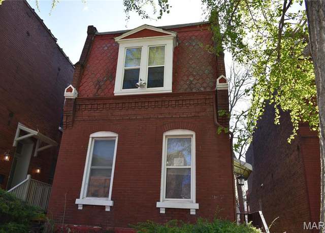 Property at 2912 Indiana Ave, St Louis, MO 63118, 3 beds, 1.5 baths