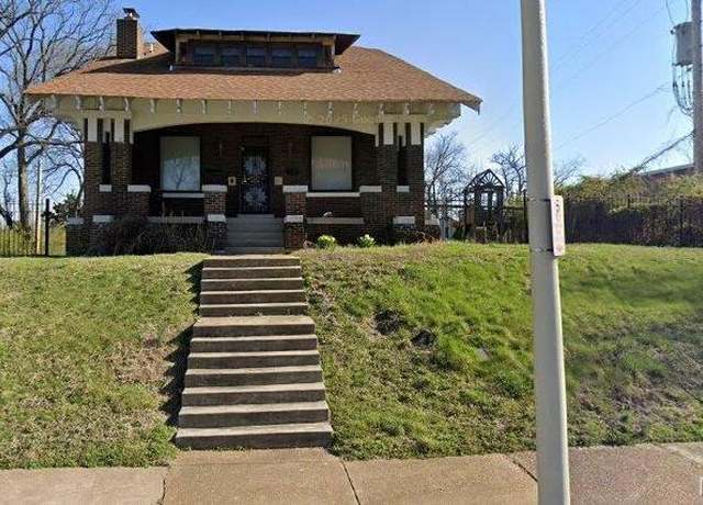 Property at 5923 Ridge Ave, St Louis, MO 63112, 5 beds, 4 baths
