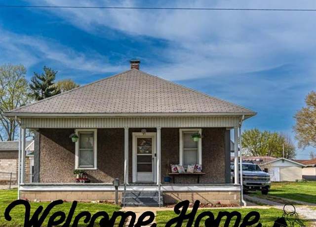 Property at 311 W Prairie St, Staunton, IL 62088, 3 beds, 1 bath