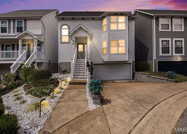 Property at 2235 Cuggiono Ct, St Louis, MO 63110, 3 beds, 2.5 baths