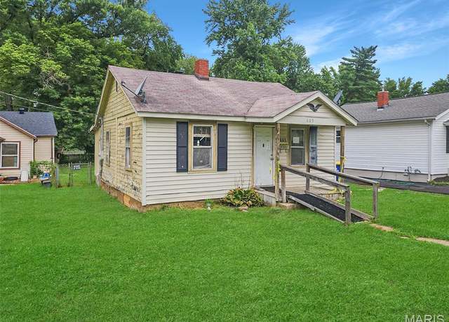Property at 605 Valentine St, Festus, MO 63028, 1 bed, 1 bath