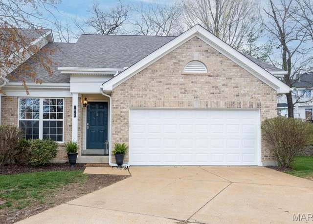 Property at 1038 Arbor Pointe Dr, Manchester, MO 63088, 3 beds, 2.5 baths