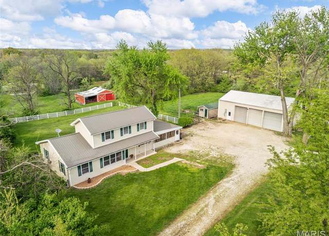Property at 2603 E Highway 47, Winfield, MO 63389, 4 beds, 2 baths