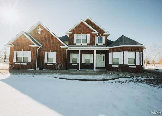 Property at 5961 Hamel Dr, Edwardsville, IL 62025, 4 beds, 3 baths