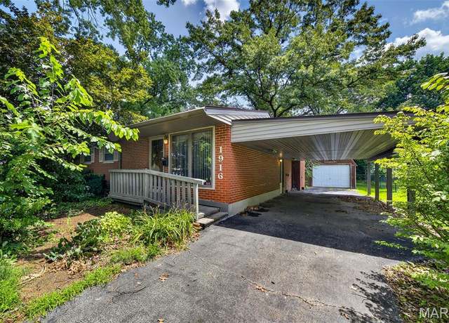 Property at 1916 Cornell Ave, Edwardsville, IL 62025, 3 beds, 2 baths