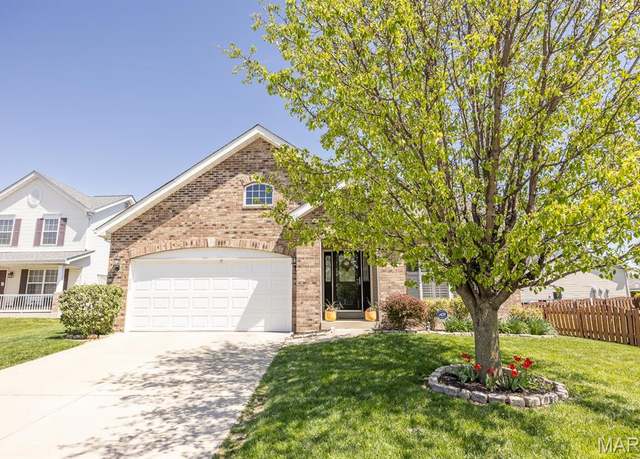 Property at 6956 Conner Pointe Dr, Fairview Heights, IL 62208, 3 beds, 2 baths