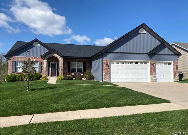 Property at 414 Bittersweet Dr, O'fallon, MO 63366, 3 beds, 3 baths