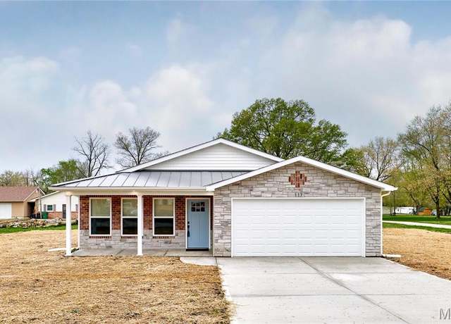 Property at 117 North Illinois St, New Florence, MO 63363, 3 beds, 2 baths