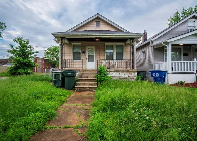 Property at 3838 Neosho, St Louis, MO 63116, 2 beds, 1 bath