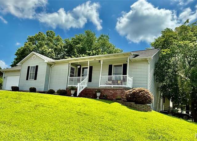Property at 826 Birdie Ln, Jackson, MO 63755, 4 beds, 3 baths