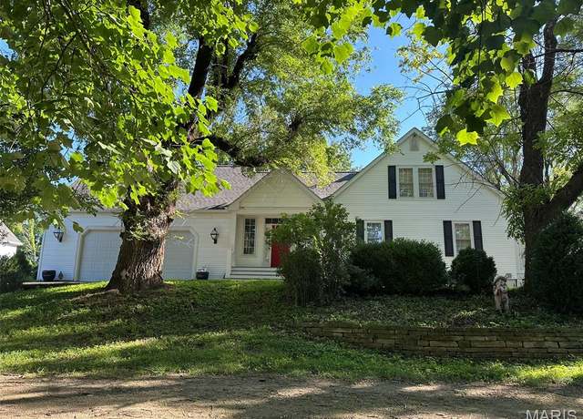 Property at 1001 High St, New Haven, MO 63068, 2 baths