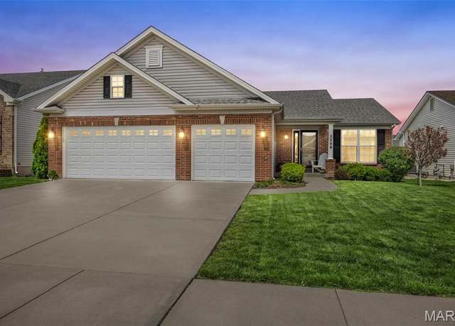 Property at 3509 Charlestowne Crossing Dr, St Charles, MO 63301, 4 beds, 2.5 baths