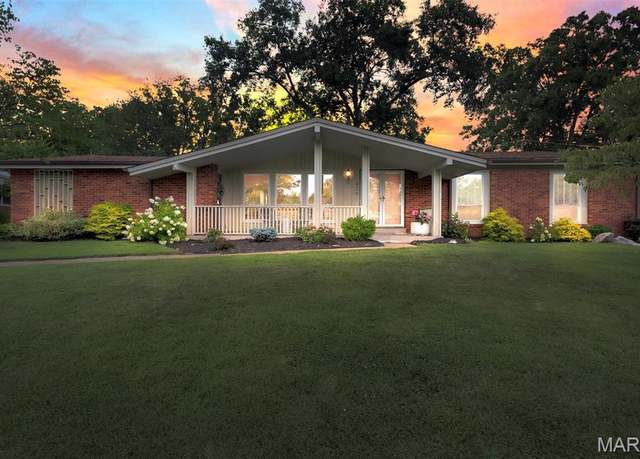 Property at 836 Woodruff Dr, Ballwin, MO 63011, 4 beds, 2 baths