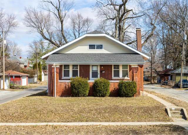 Property at 416 N Douglas Ave, Belleville, IL 62220, 3 beds, 1.5 baths