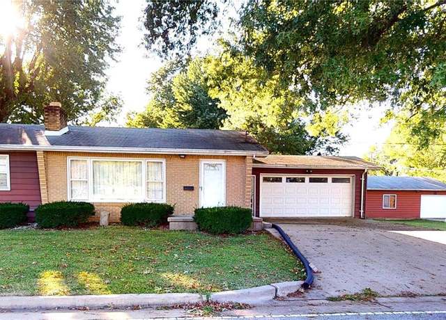 Property at 4645 S State Route 159, Glen Carbon, IL 62034, 3 beds, 1 bath