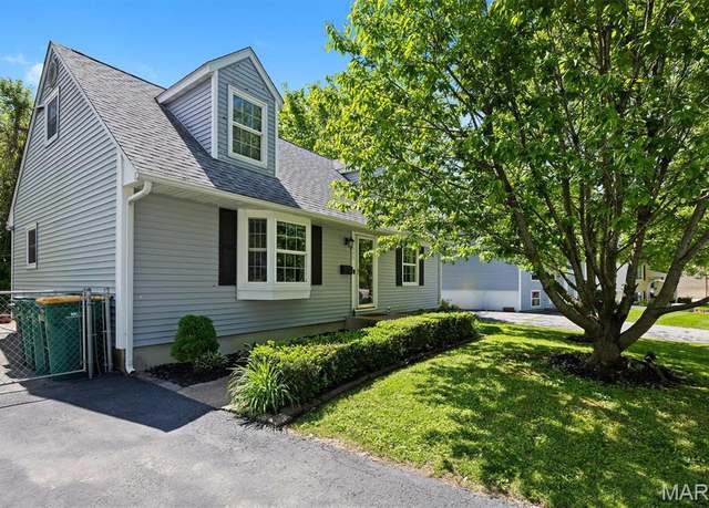 Property at 605 W Madison St, O'fallon, IL 62269, 4 beds, 2 baths