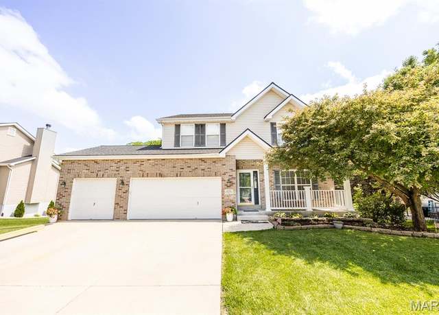 Property at 2222 Arnold Palmer Dr, Belleville, IL 62220, 4 beds, 3.5 baths
