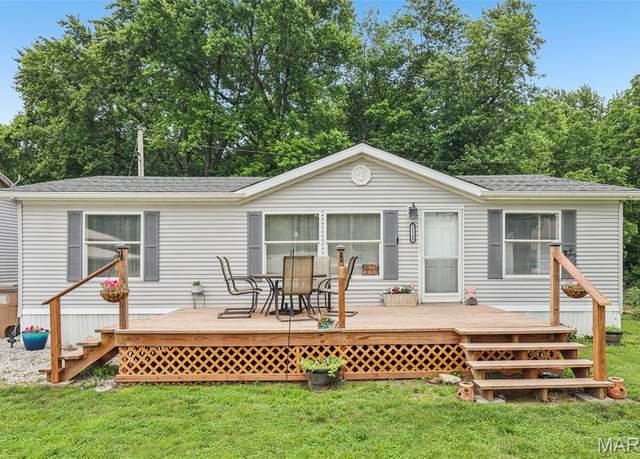 Property at 21240 Hill Ln, Chesterfield, IL 62630, 3 beds, 2 baths