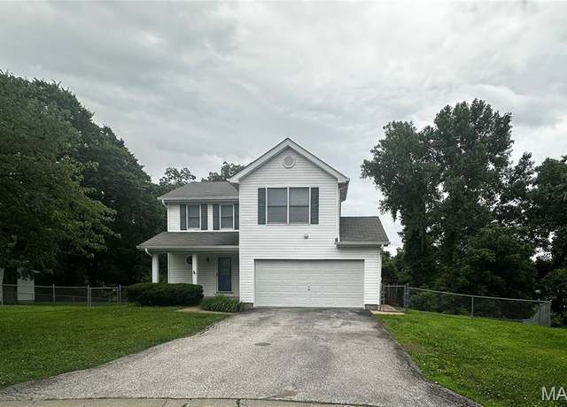 Property at 12282 Thomas Patrick Ct, Maryland Heights, MO 63043, 4 beds, 3.5 baths