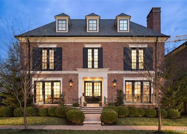 Property at 234 N Brentwood Blvd, Clayton, MO 63105, 5 beds, 4.5 baths