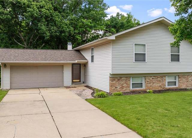 Property at 243 Mill Run Ln, St Peters, MO 63376, 3 beds, 2 baths