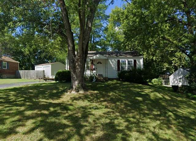 Property at 605 Larkin Ave, Ferguson, MO 63135, 2 beds, 1 bath