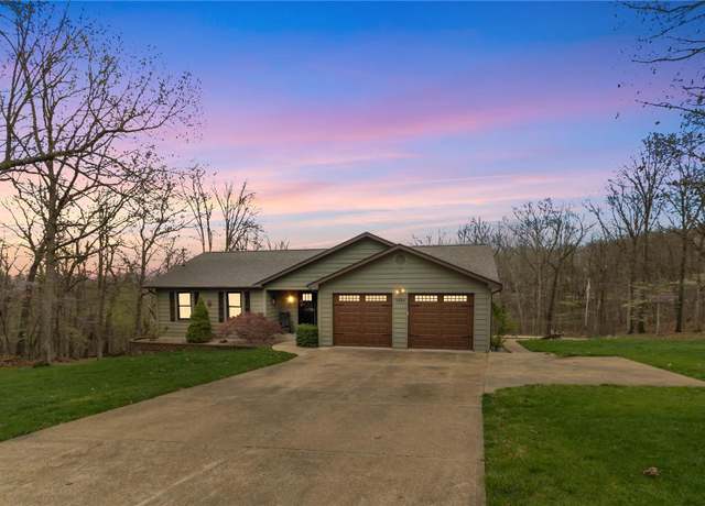 Property at 1324 Shirley Ln, Festus, MO 63028, 3 beds, 3 baths