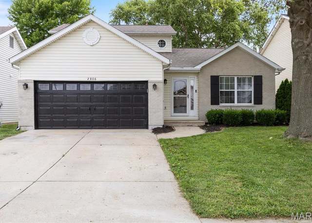 Property at 2806 Brookmeadow Dr, Belleville, IL 62221, 3 beds, 3.5 baths