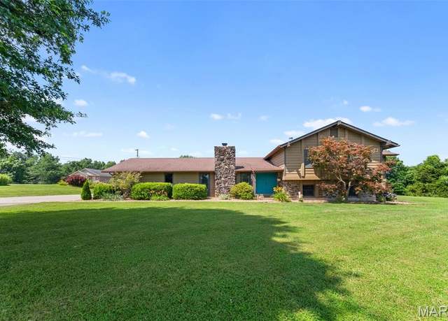 Property at 75 Cedar Creek Ln, Troy, MO 63379, 4 beds, 3 baths