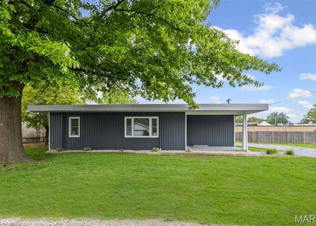 Property at 108 W Orchard St, O'fallon, IL 62269, 3 beds, 2 baths