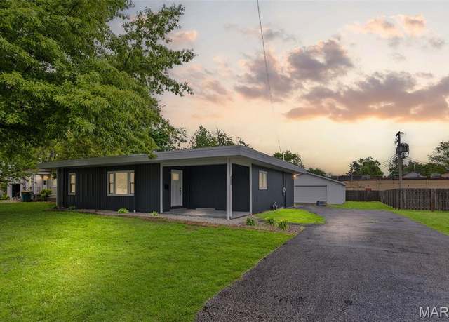 Property at 108 W Orchard St, O'fallon, IL 62269, 3 beds, 2 baths
