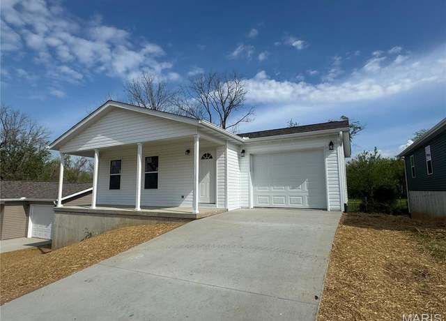 Property at 1398 Allenview Dr, Jackson, MO 63755, 3 beds, 2 baths