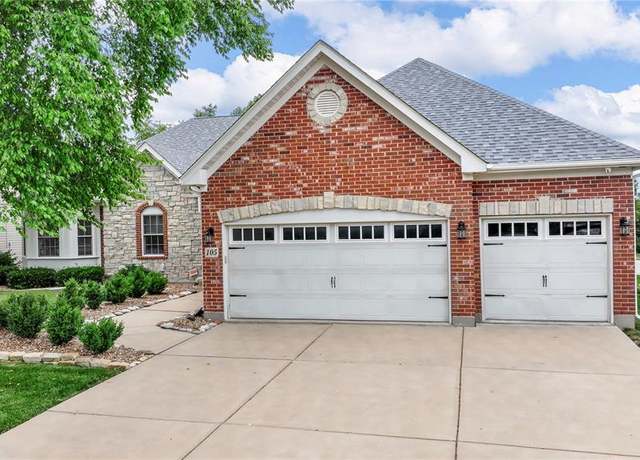 Property at 105 Cypress Meadows Dr, Wentzville, MO 63385, 5 beds, 3.5 baths