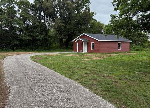 Property at 102 Beula, Diehlstadt, MO 63834, 3 beds, 1 bath