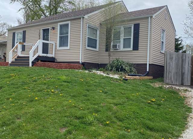 Property at 1030 Main St, Troy, MO 63379, 3 beds, 1 bath
