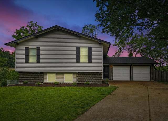 Property at 12241 Rain Hollow Dr, Maryland Heights, MO 63043, 4 beds, 3 baths