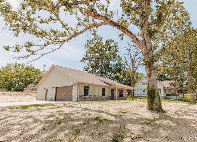 Property at 501 W 2nd, Dixon, MO 65459, 3 beds, 2 baths