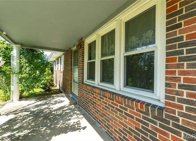 Property at 19501 State Route M, Edgar Springs, MO 65550, 3 beds, 2 baths