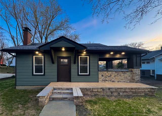 Property at 38 Benham St, Bonne Terre, MO 63628, 3 beds, 2 baths