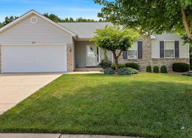 Property at 29471 Walnut Grove Ln, Wright City, MO 63390, 4 beds, 3 baths