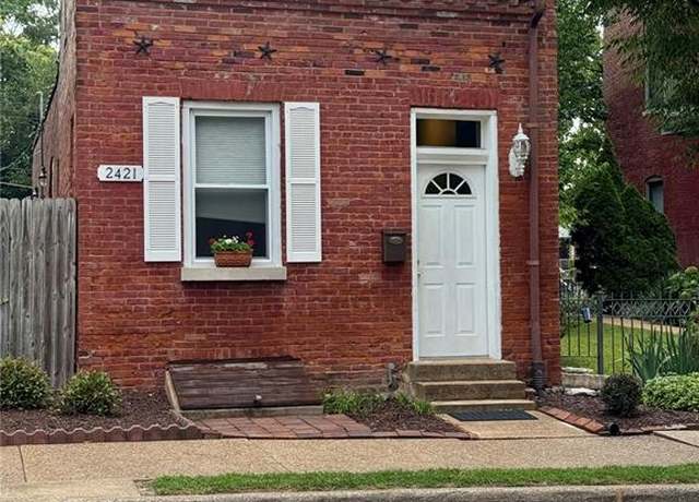 Property at 2421 Mcnair Ave, St Louis, MO 63104, 2 beds, 1.5 baths
