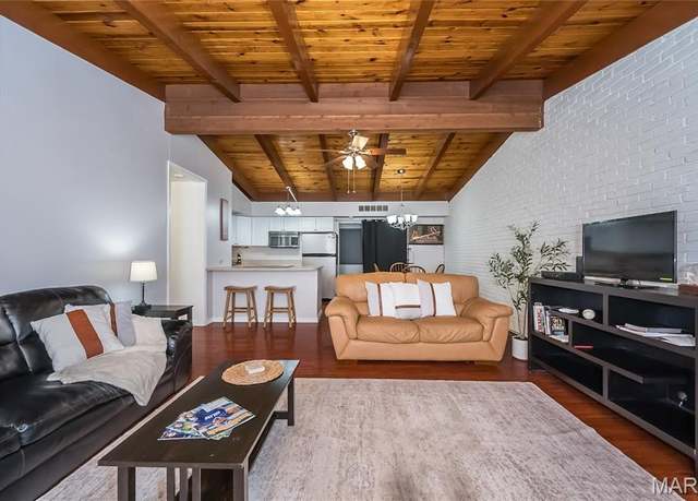 Property at 110 Coral Ter #13, Ballwin, MO 63011, 1 bed, 1 bath