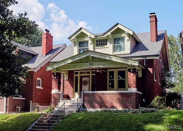 Property at 929 Bellerive, Unincorporated, MO 63111, 3 beds, 1.5 baths
