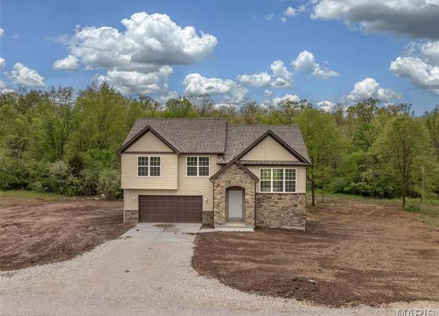 Property at 115 Ray Gray Ln, Troy, MO 63379, 3 beds, 2 baths
