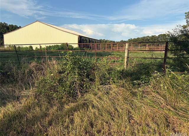 Property at 3198 Ssr-p, Cuba, MO 65453
