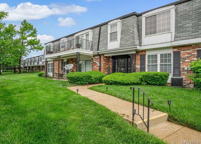Property at 1667 Blue Rdg Unit E, St Louis, MO 63125, 2 beds, 2 baths