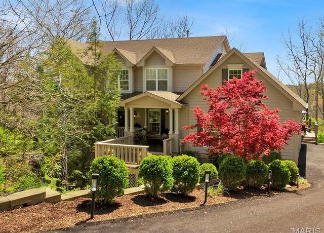 Property at 2213 Ridgley Woods Dr, Chesterfield, MO 63005, 4 beds, 4.5 baths