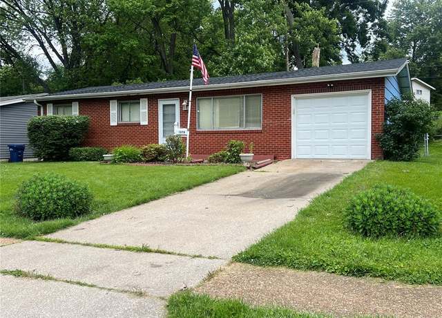 Property at 1370 Acredale Dr, Florissant, MO 63033, 3 beds, 1 bath