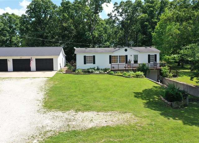 Property at 405 County Road 5015, Salem, MO 65560, 3 beds, 3 baths